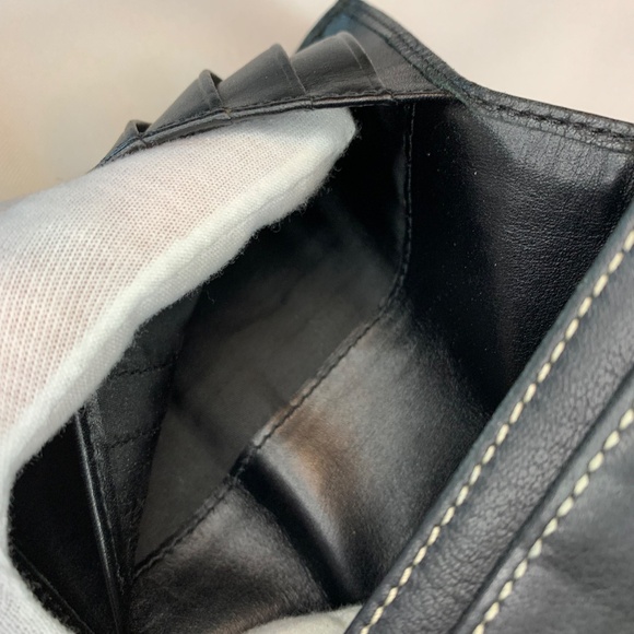 Vintage Coach All Leather Bifold Wallet in Black with Silver Tone Hardware! - Picture 7 of 12